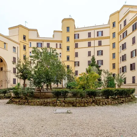Residenza Pasolini Διαμέρισμα *
